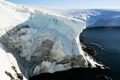 17 Indian explorers spellbound by Antarctica