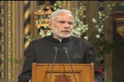 Indian leaders condemn terror strikes in Paris