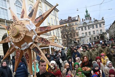 Ukrainians Move Christmas To December 25 To Be 'Far From Moscow'