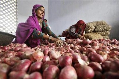 MP govt refuses to take blame for spiralling onion prices