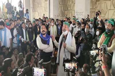 Bhim Army Chief Chandrashekar Azad Joins Protesting Farmers at Delhi-Ghazipur Border