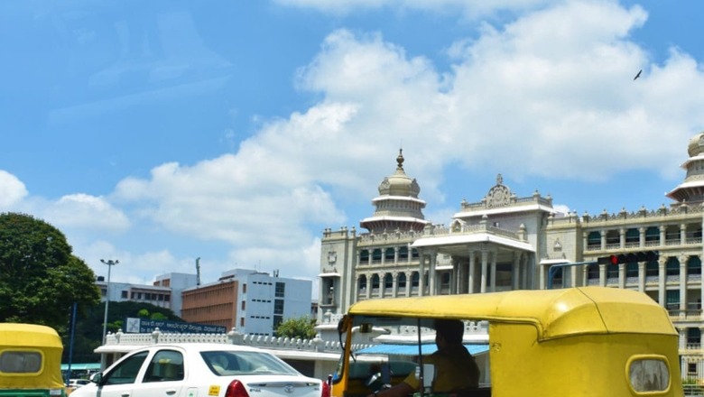 Woman Reveals 'Real' Reason For People Loving Bengaluru, Starts Discussion Online