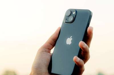 Apple iPhone SE 4 Launch Could Be Delayed Until 2025, Analysts Claim