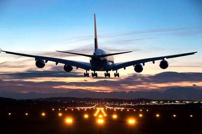 Travelling by Flight? Know How to Ensure Healthy Diet