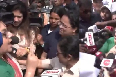 Sandeshkhali Unrest: BJP's Locket Detained as She Clashes with Cops for Halting Team; Villagers Attempt to Vandalise TMC Leader's Home