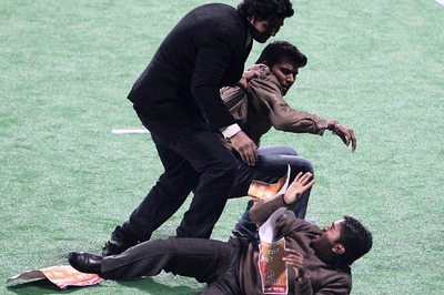 Pakistan hockey players target of protest in Mumbai