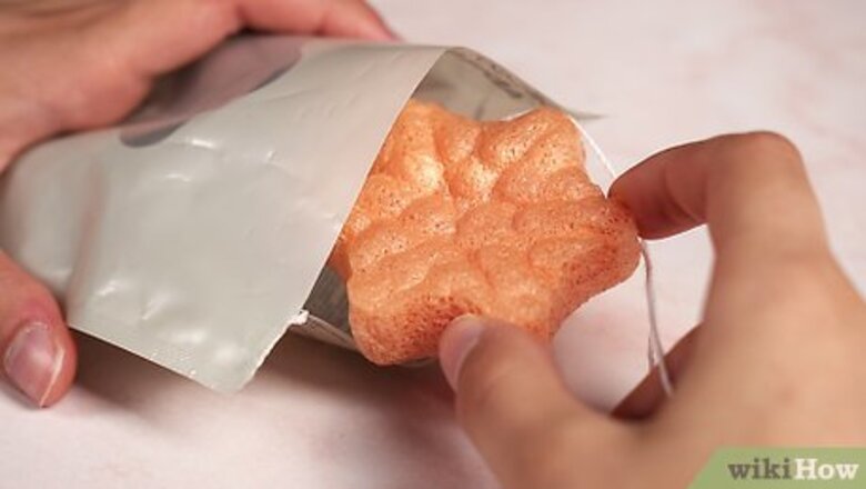 How to Use a Konjac Sponge