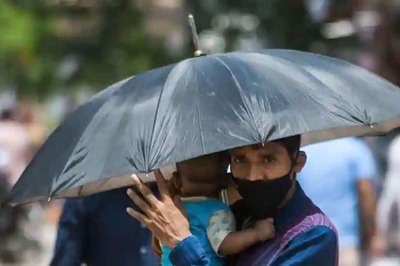 Heatwave Continues in Parts of Delhi as Rain Gives It A Miss