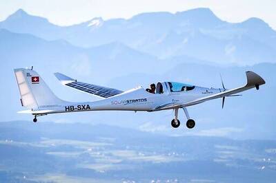 Swiss Team Claims 1st Jump, Free Fall From Solar Plane