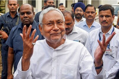 Will He, Won't He? All Eyes on Nitish as JD(U) Says No Compromise on CM Post; BJP In No Hurry to Decide