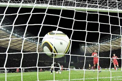 Salgaocar, Churchill book semifinal berths in Fed Cup football