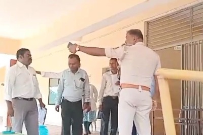 Acid Attack at Karnataka College: 3 Girl Students Suffer Burns, Kerala Youth Held