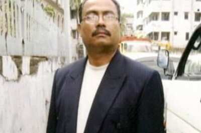 ULFA leader bids emotional farewell to family