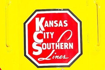 Canadian Pacific Gets Procedural OK In Bid For US Railroad