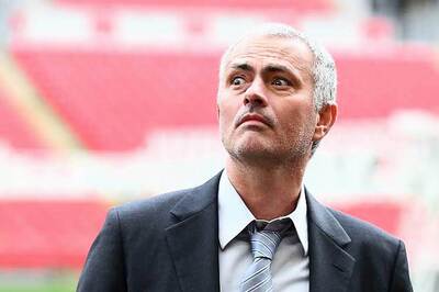 EPL: Mourinho signed Manchester United pre-contract in February, says report