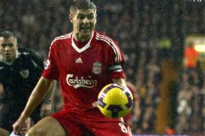 Gerrard could be future Reds boss: Benitez