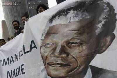 China pays homage to Mandela, calls him an 'old friend'