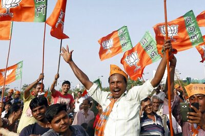 Why Anti-incumbency May Not Dent BJP's Prospects in Gujarat | Explained