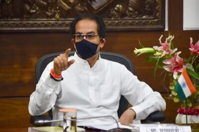 Over 21,000 Respond to Maharashtra CM's Appeal for 'Covid Yoddhas' to Help Combat the Pandemic