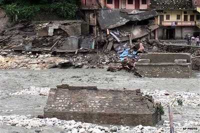 12 dead in cloudburst in Uttarakhand