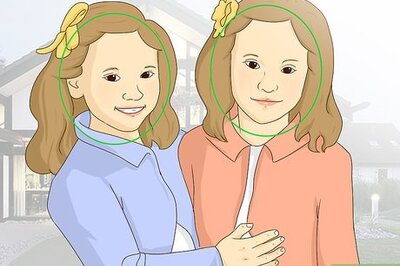How to Tell the Difference Between Twins