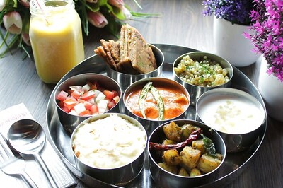 Navratri 2019: Sabudana Khichdi or Kuttu Ka Dosa, Which Vrat-special Delicacy is Your Favourite?