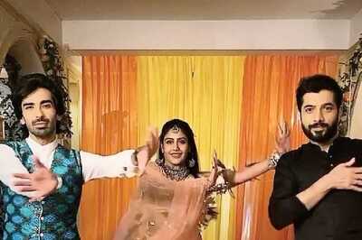 ‘Crazy Fans’ Surbhi Chandna, Sharad Malhotra and Mohit Sehgal Dance to Hrithik Roshan’s Song