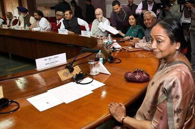 LS Speaker to urge for smooth Budget Session during all-party meet