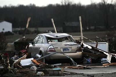 Tornadoes slam US Midwest, at least 27 dead