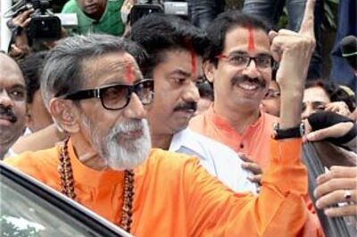 MNS hits Azmi; Shiv Sena chief plays catch up