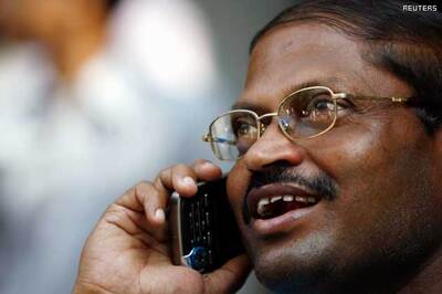 Global mobile subscriptions to hit 5 billion