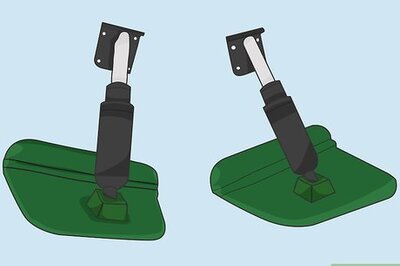 How to Adjust a Trim Tab on an Outboard Motor