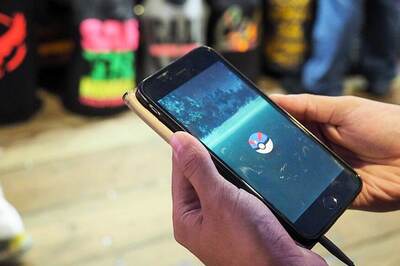 Here's How You Catch Pikachu in Pokemon Go