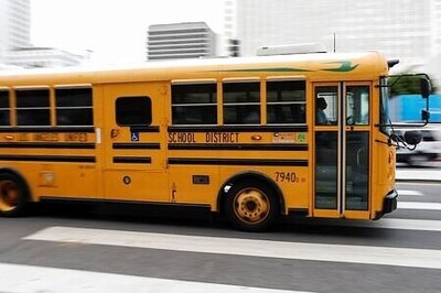 School bus drivers lead protest to safely reopen Los Angeles schools