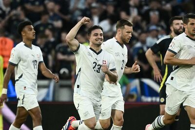 EURO 2024: Xherdan Shaqiri's Wonder Strike Helps Switzerland Inch Closer to Knockouts After 1-1 Draw Against Scotland