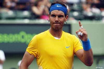 Rafael Nadal pulls out of Abu Dhabi with stomach bug