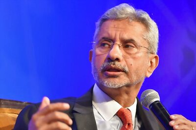 Jaishankar Discusses Bilateral Ties, Fight Against Terrorism with Sri Lanka, Vietnam Among Others
