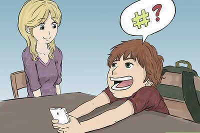 How to Text Your Crush and Start a Conversation