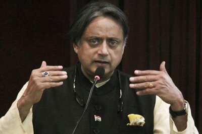 Congress Should Take Clear-cut Decision on Appointing Party Chief as Soon as Possible: Shashi Tharoor