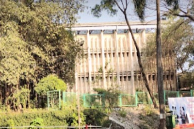 IIT Bombay Collaborates with Larsen & Toubro to Conduct Research on Green Hydrogen