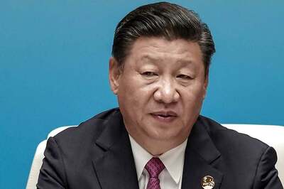China's Xi Jinping Pledges to Build 'Modern Socialist Country'