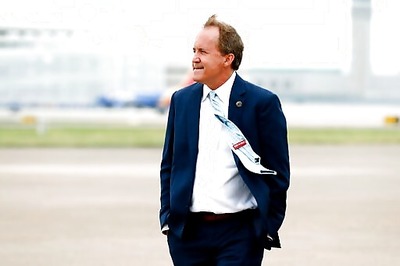 Another Lawyer Who Accused Texas AG Of Crimes Resigns