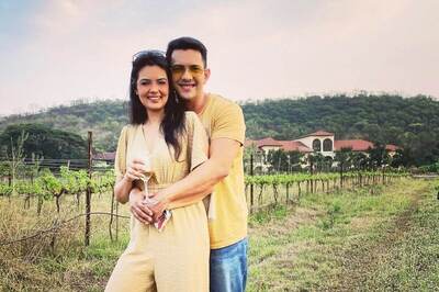Aditya Narayan Hugs 'Partner in Crime' Shweta Agarwal in New Romantic Photo