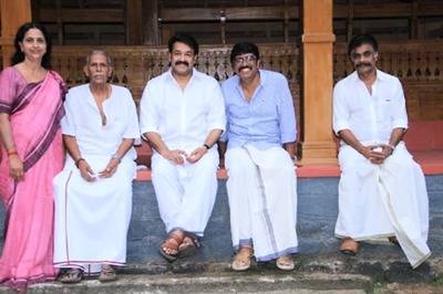 Mohanlal Revisits Ancestral Home After Three Decades, Gets Nostalgic