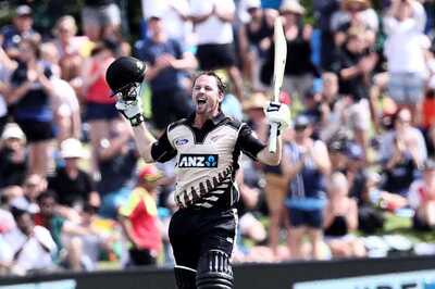 New Zealand Batter Munro Retires from International Cricket After T20 World Cup Snub