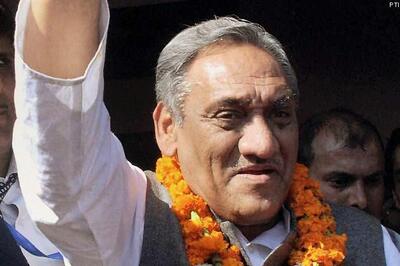 Land occupied by displaced families to be allocated to them: Vijay Bahuguna