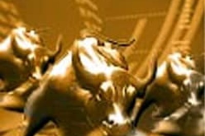 Sensex closes above 13,500 pts