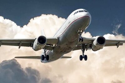 Error-plane: Leaky Travellers, Forlorn Flyers, Mid-air Snags, Stone-age Food Hit India's Aviation Scene