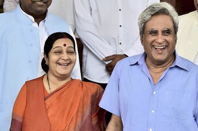 Dear Governor Swaraj, Your Response to Troll Who Asked You to Beat Up Your Wife Reeks of Patriarchy