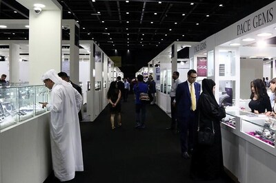 Saudi Arabia, UAE Introduce VAT for First Time